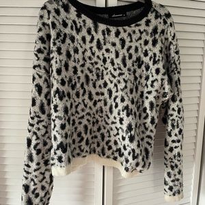 Olivaceous leopard sweater